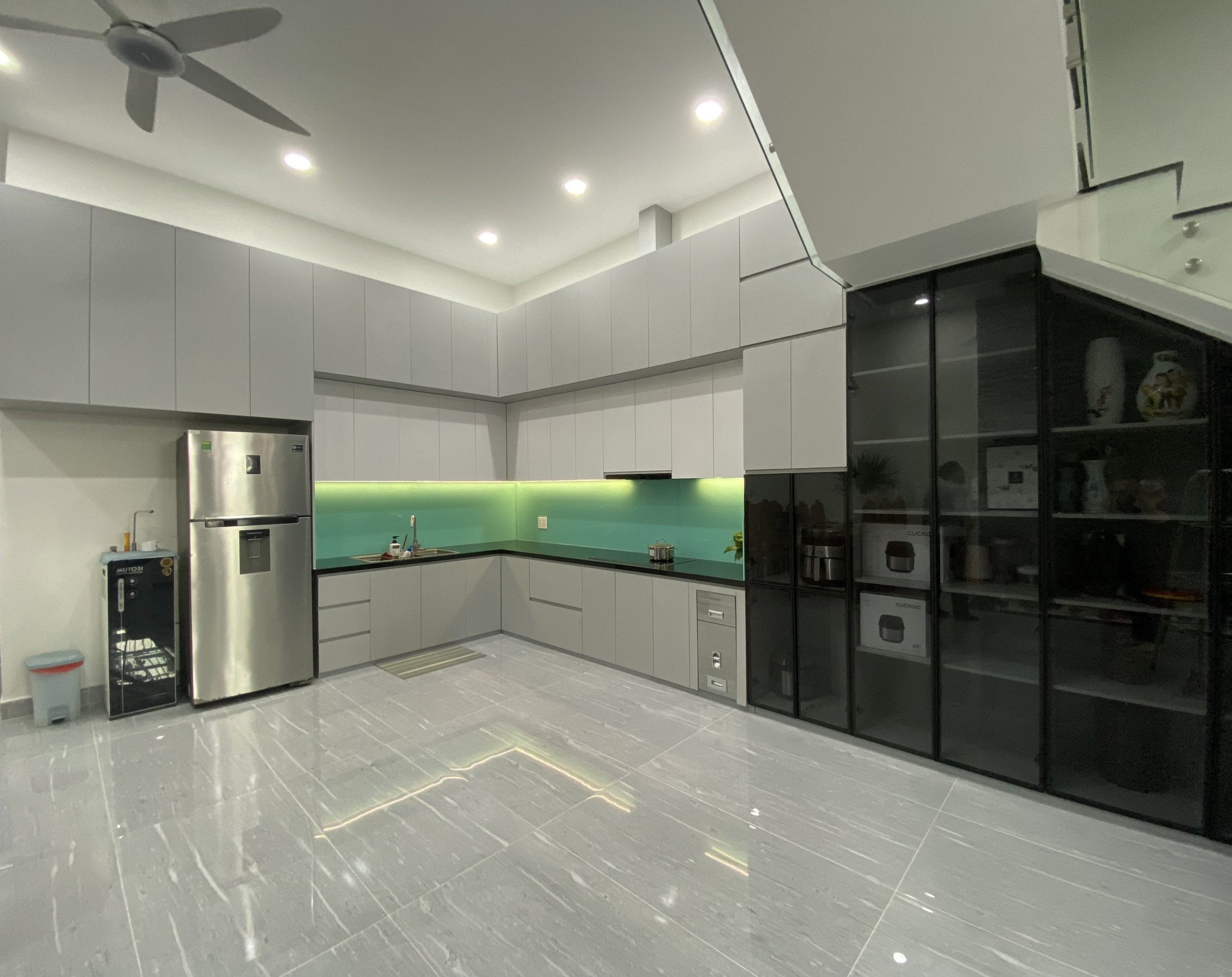 tủ bếp MDF chống ẩm melamine