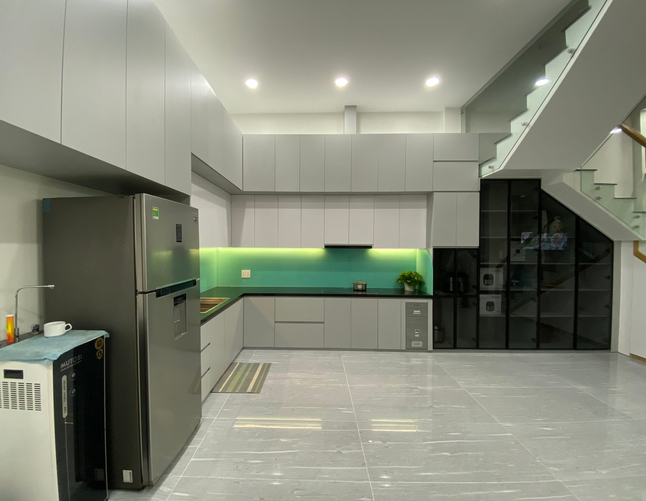 tủ bếp MDF chống ẩm melamine