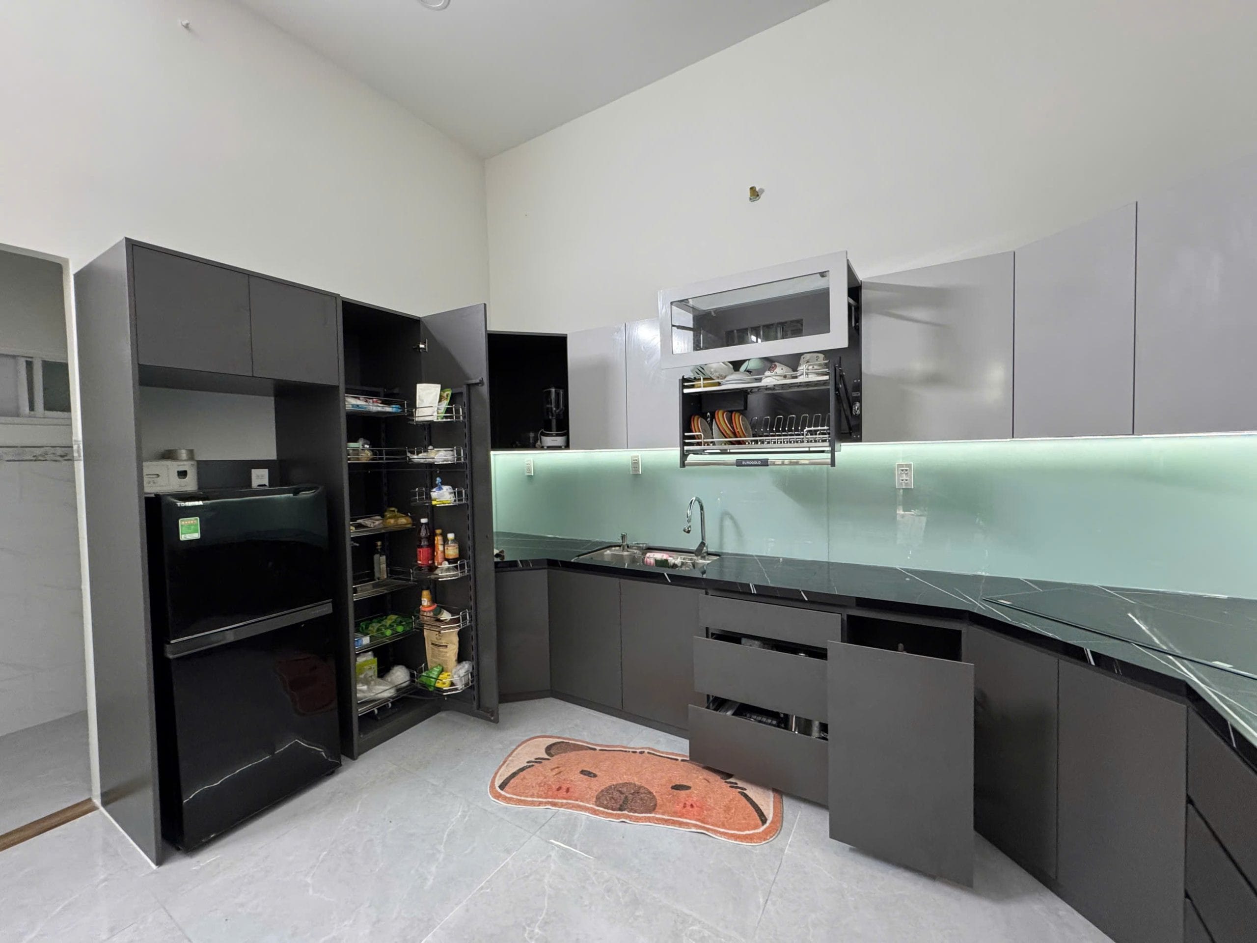 lắp đặt tủ bếp melamine